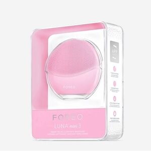 Foreo Luna Mini 3 Smart Facial Cleansing and Massaging Device